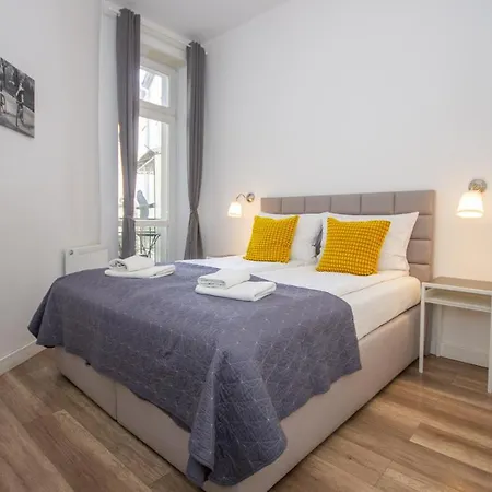 Inpoint Wielopole 32 Boutique Old Town&kazimierz District Self Check-in Apartman
