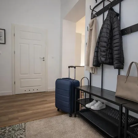 Inpoint Wielopole 32 Boutique Old Town&kazimierz District Self Check-in Apartman *